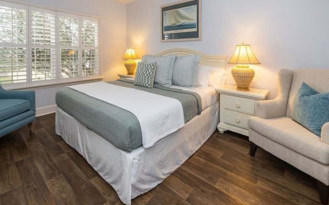 Windward Point Condominiums