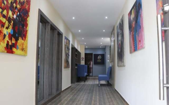 Cate House And Apartment