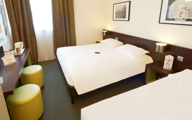 Hotel Kyriad Orly Aéroport Athis Mons