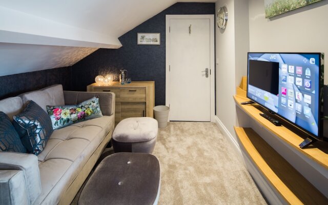 1863 Restaurant with Rooms