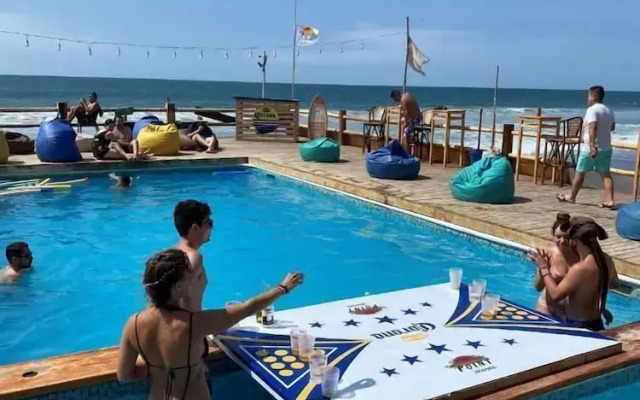 The Point Mancora - Beach Party Hostel