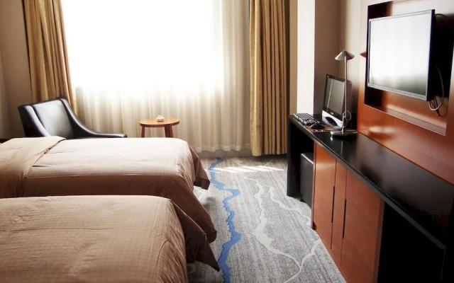 Eral Hotel