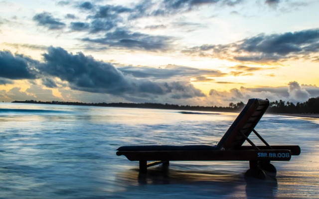 Sunrise Beach Resort
