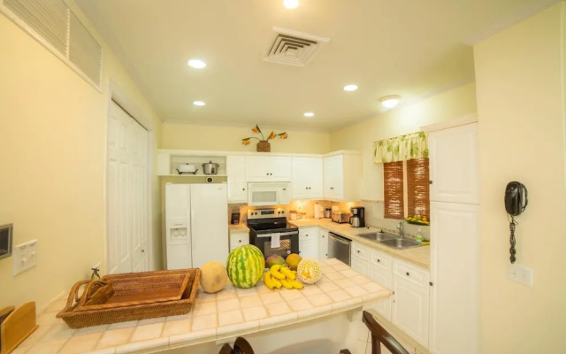 Colina 5D - 3 bdr 2 Bath Family