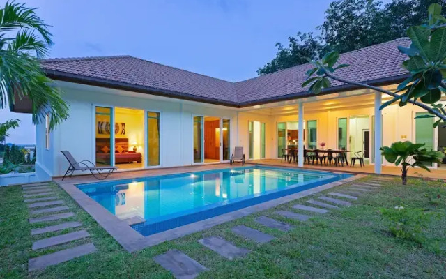 Villa Bright Star