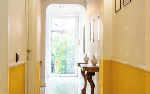 Santa Chiara Charming House With Terrace at Historical Center