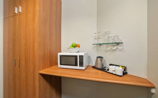 Metro Hotel Perth City