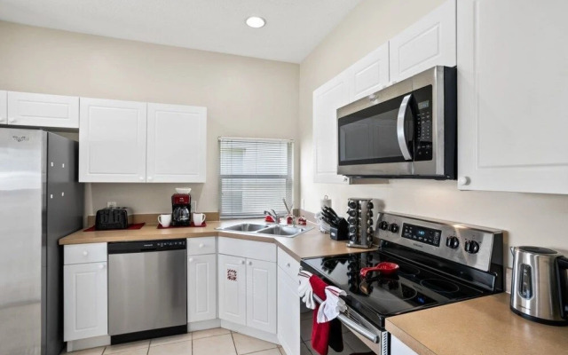 Kissimmee Vacation Homes by Sunshine HV