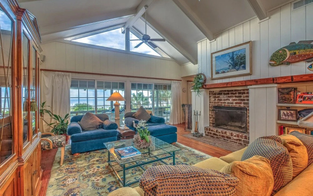 5 South Beach Lagoon