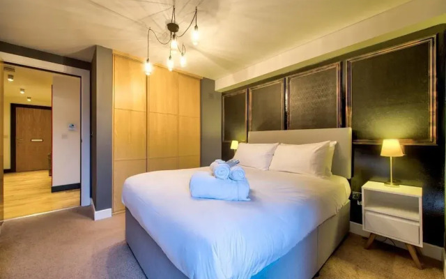 JOIVY Stylish City Centre Apartment for Two