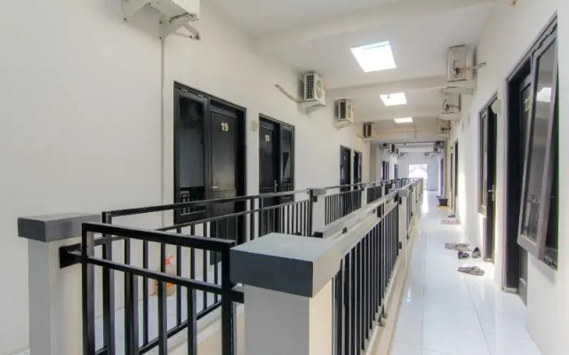 Jj House Wahid Hasyim by ZUZU