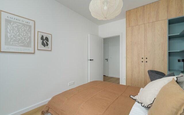 Unique two Bedroom Apartment by Renters