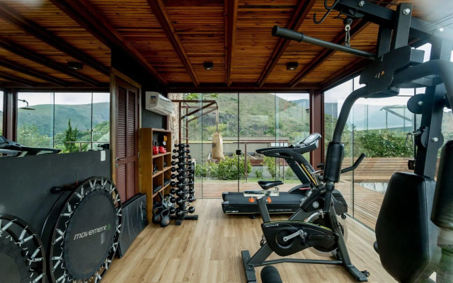 Triplex com Design Industrial em Itaipava | AIR A2