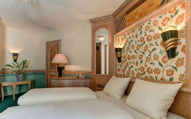 Centro Hotel Stern, Trademark Collection by Wyndham