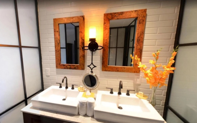 Enchanting Specious 2BR With Terrace - Cabo
