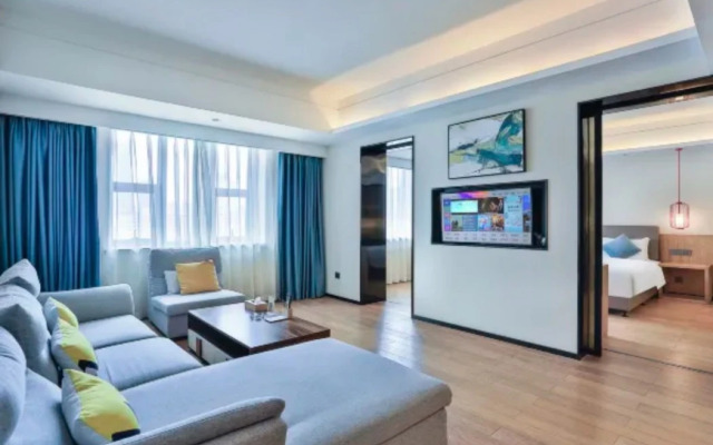 Maison New Century Hotel Tianyi Square & Gulou Metro Station Ningbo