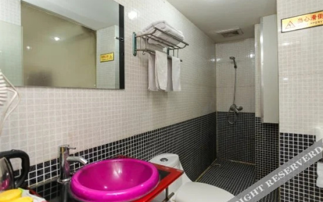 Xindongfang Hotel