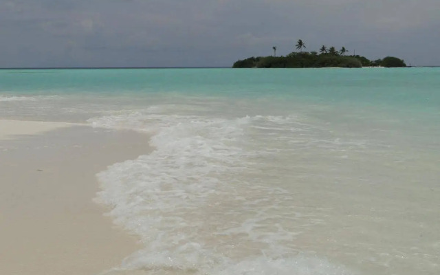 Rasdhoo Island Inn Beachfront