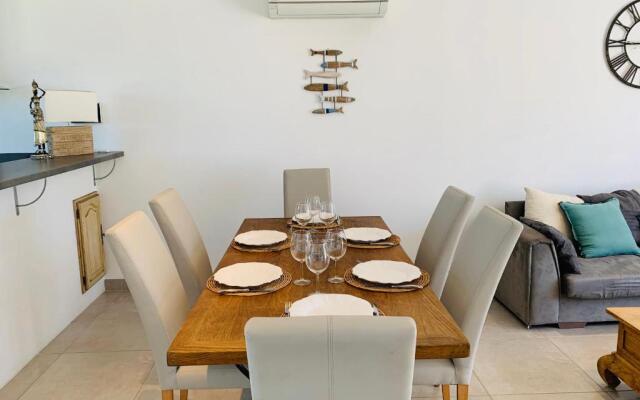 Agréable villa 3 chambres avec piscine chauffée Bonifacio