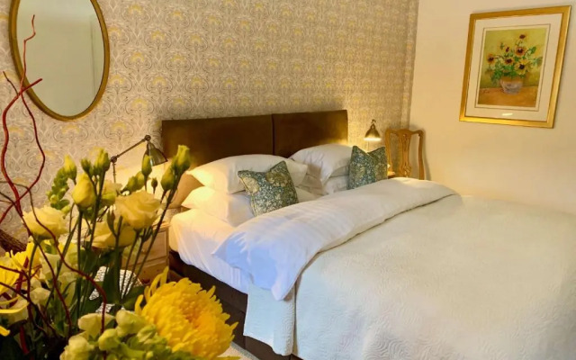 Tŷ Mawr Country Hotel