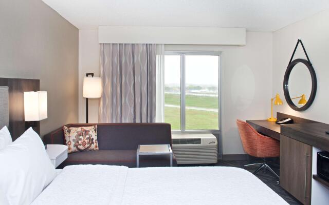 Hampton Inn & Suites N. Ft. Worth-Alliance Airport