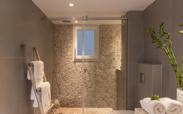 White & Co. Exclusive Island Villas
