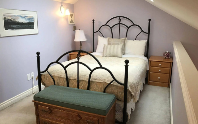 The Lady MacDonald Country Inn