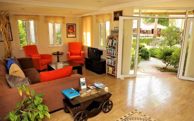 Villa Dolunay Apart Hotel