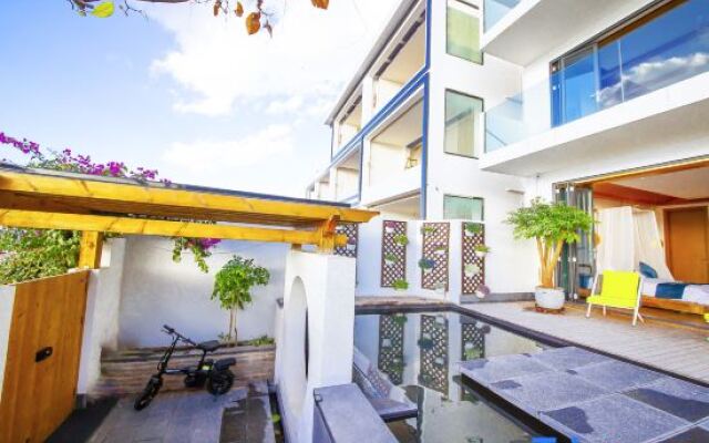 Dali Wuji Yunhua Inn (Erhai Branch)