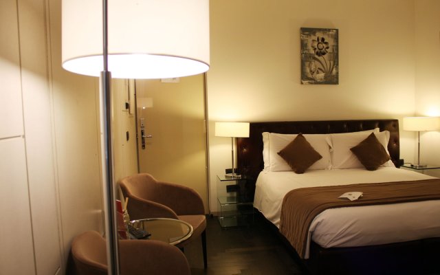Piazza Del Gesu Luxury Suites