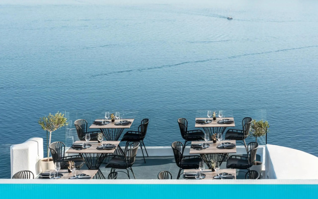 La Perla Villas - Adults Only