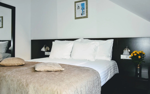 Celenga Apartments with free offsite parking