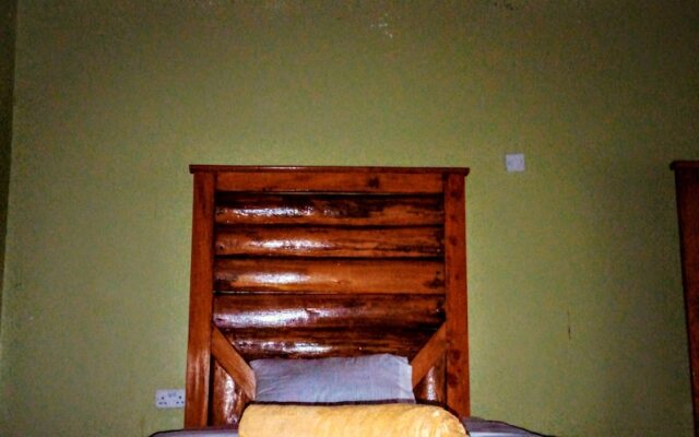 Equator Snow Geo Lodge