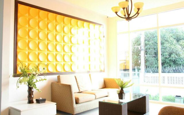 Leelawadee Resotel Raminthra 23
