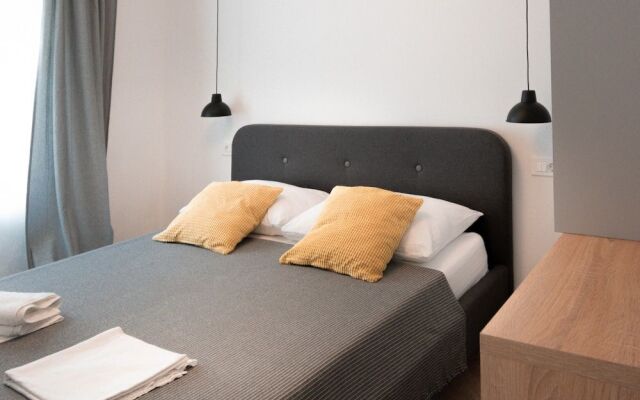 L&B amphitheater apartments