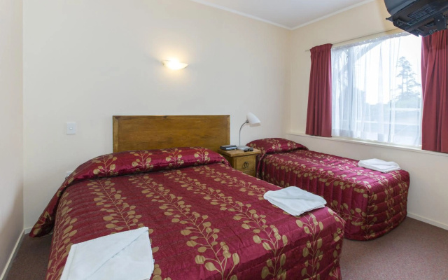 Asure Fernhill Motor Lodge – Guest Rooms – Lower Hutt