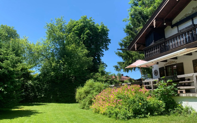 Traumhaftes Ferienhaus direkt am Tegernsee