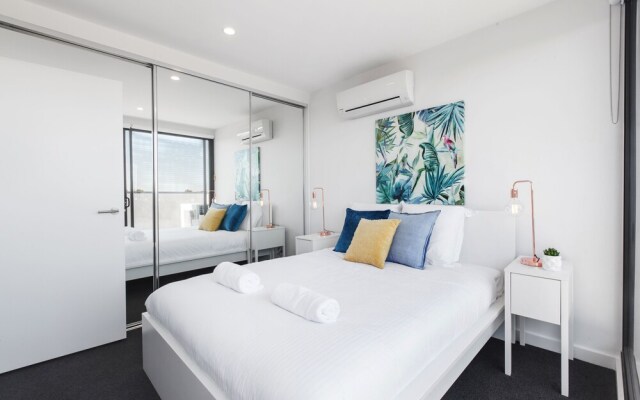 Spacious Urban Oasis in Central Location