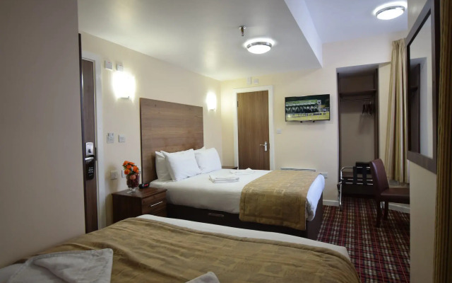 Lucky 8 Hotel