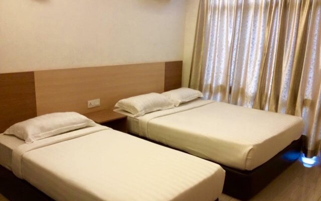 Dolphin Hotel