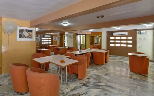 OYO 10499 Hotel Shiv Shakti