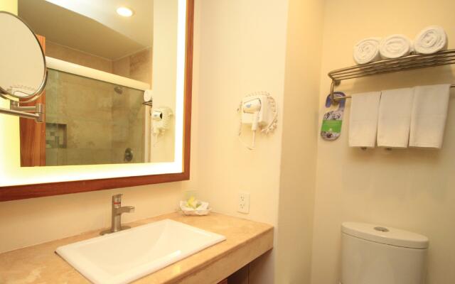 Holiday Inn Huatulco by IHG