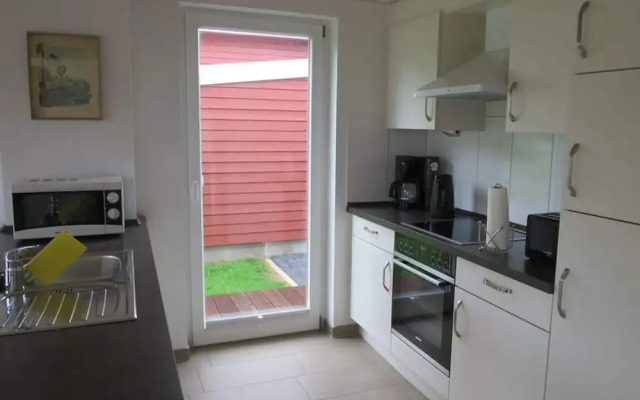 Cosy Apartment by the Lake