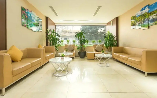OYO 930 Thang Long Hotel