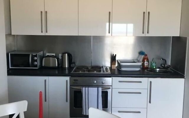 Moray Beachside Apartments
