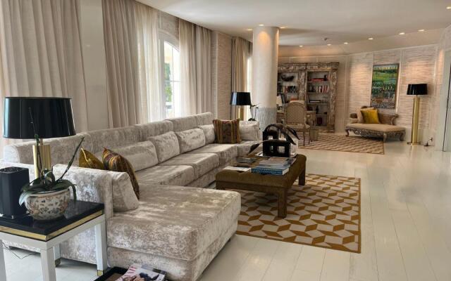 Las Dunas Grand Luxury Hotel
