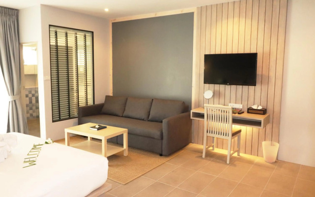Palm Galleria Resort