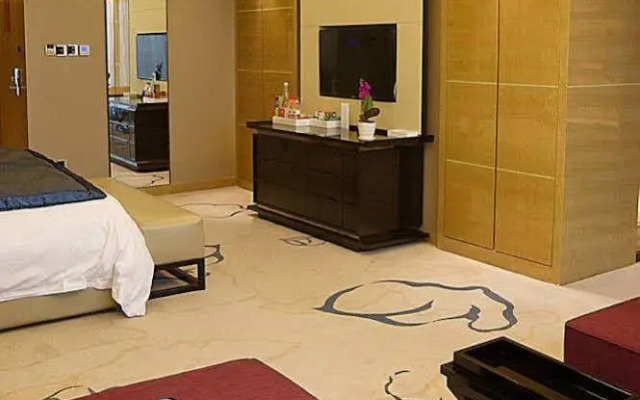 Hongkou Silver Hotel