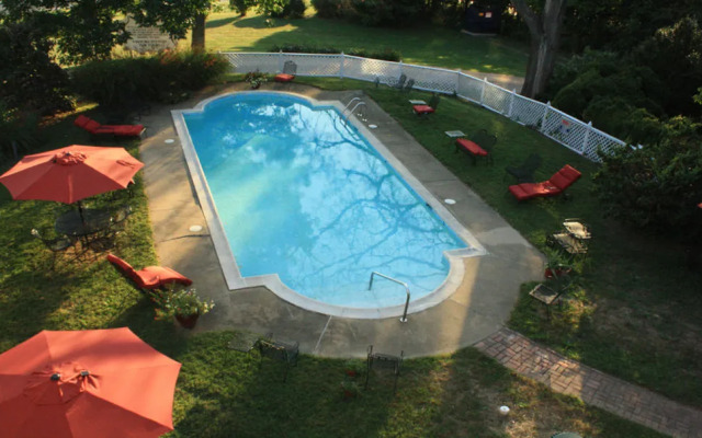 Maple Hall Inn & Restaurant 1850