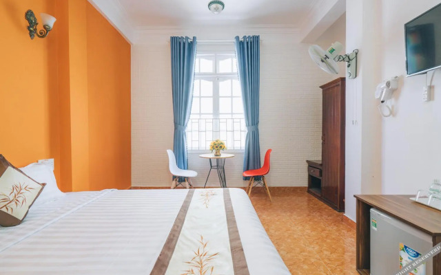 Khai Hoang Hotel
